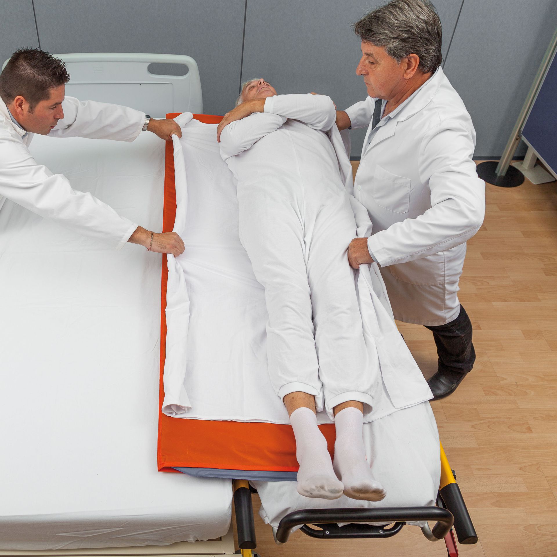 Tábua para Transferências Dobrável Medi-Roller