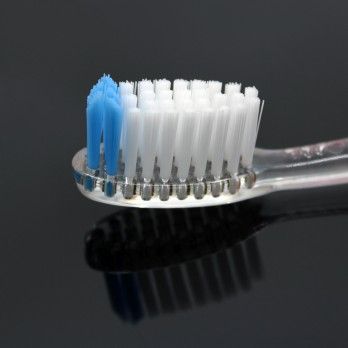 Escova de Dentes Pharma Média - Forament