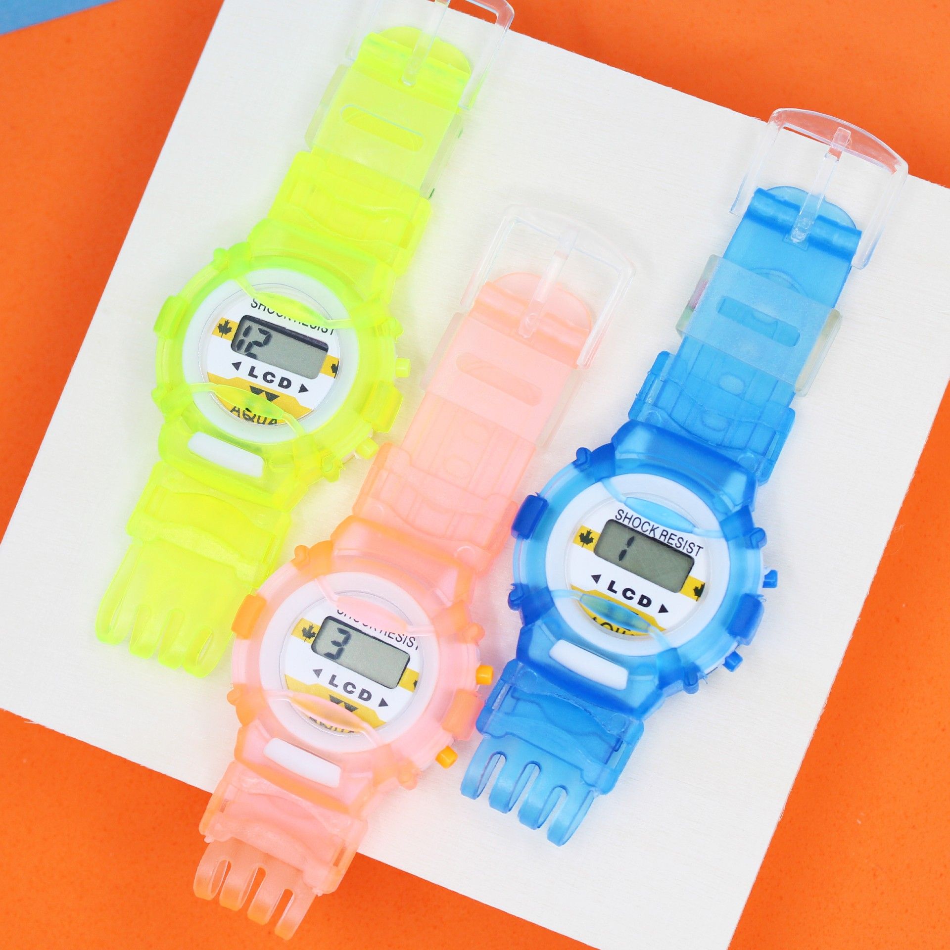 Escova de Dentes Extra Suave com Relógio - Foramen Junior