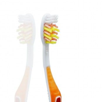 Escova de Dentes Expert 3 Extra Média - Forament