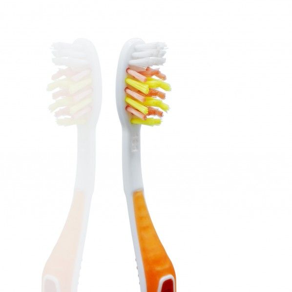 Escova de Dentes Expert 3 Extra Suave - Foramen