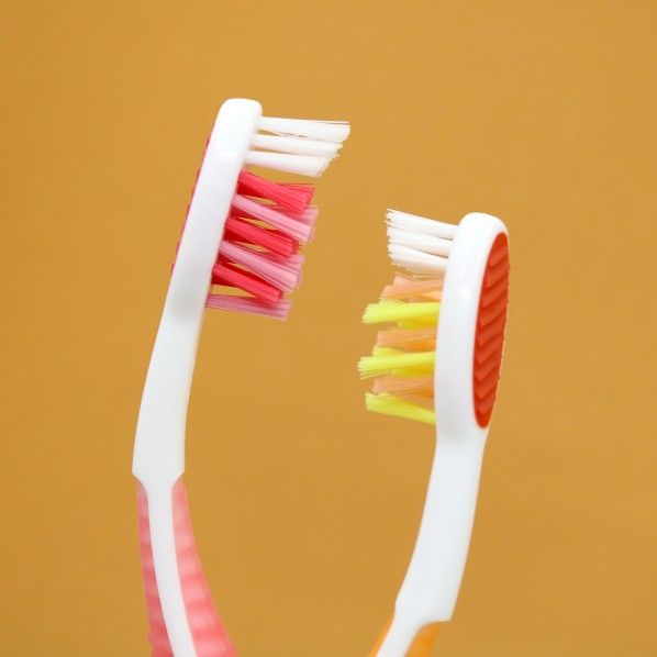 Escova de Dentes Expert 3 Extra Suave - Foramen